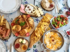 Ayvalik Moda Pansiyon