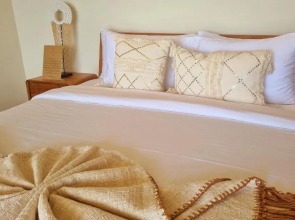 Uluwatu Sunset Hills