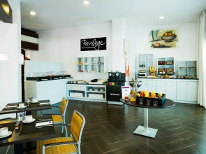 Отель H10 Estepona Palace