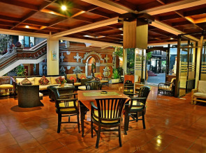 Puri Naga Beachfront Cottages