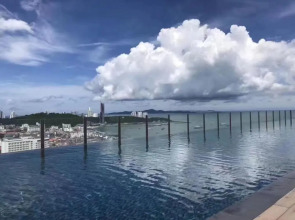 Many Holiday The Base Condo