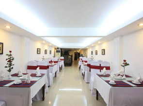 Hanoi Crystal Hotel
