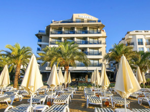 Aurasia Beach Hotel