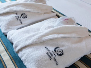 Отель Golden Tulip Rome Piram