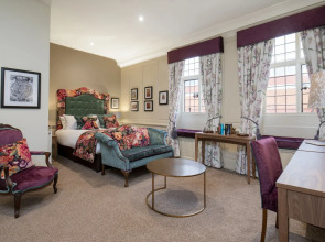 The Tudor House Hotel, Tewkesbury, Gloucestershire