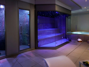 Отель AxelBeach Ibiza Spa & Beach Club - Adults Only Hotel