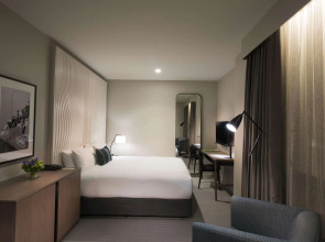 DoubleTree by Hilton Hotel Melbourne - Flinders Street