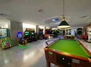 Benalbeach With Pools And Seaview