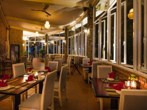 Diamond Bay Condotel - Resort Nha Trang