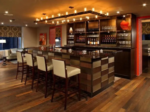 Cambridge Suites Toronto