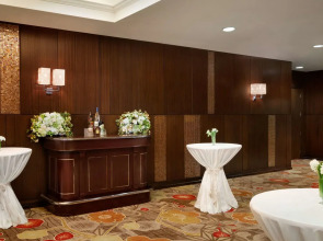 Embassy Suites Los Angeles - Glendale