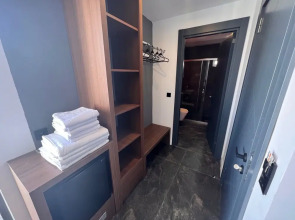 Wolf Of The City Hotel & Spa