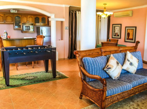 Monaco Suites de Boracay