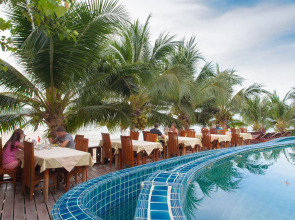 Haad Yao Bayview Resort & Spa