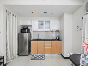 Tess and Tessha Condotel near T3 Airport