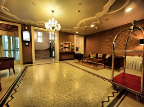 Roset Hotel & Residence