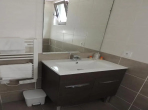 Adonis Aix en Provence