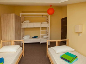 Central Street Hostel 