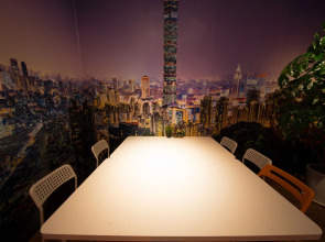 SleepBox Hotel - Ximen