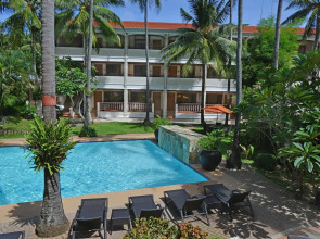 Costabella Tropical Beach Hotel