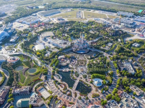 Holiday Inn Shanghai Pudong Airport by IHG