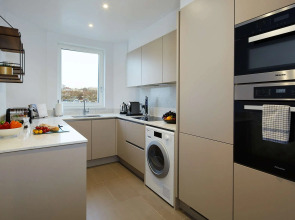 Cheval Gloucester Park at Kensington