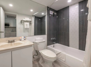 Ramada Plaza by Wyndham Marco Polo Beach Resort