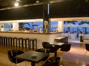 Napa Mermaid Hotel & Suites