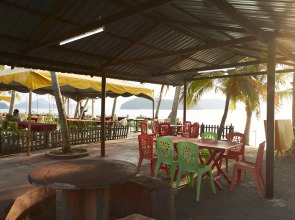 Corrie Chalet Pantai Cenang Langkawi