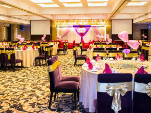 Guangdong Victory Hotel - Free shuttle bus to exhibition center during Canton Fair