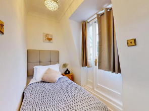 Park Lane Apartments - Clarges St