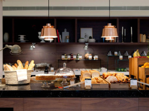 Alexandra Barcelona Hotel, Curio Collection by Hilton