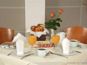 The Athens Mirabello