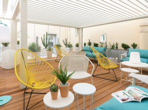 The Deck Hotel by HappyCulture