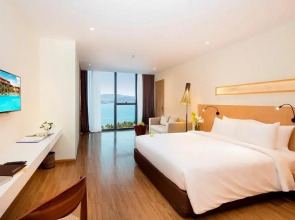Starcity Hotel & Condotel Beachfront Nha Trang