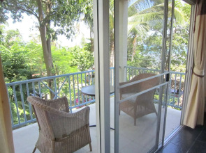 Thaniza Beachfront Resort