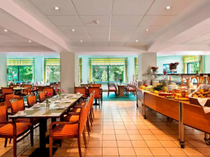 Good Morning + Berlin City East