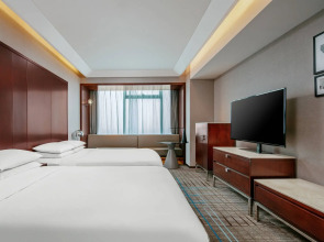 Renaissance Shanghai Zhongshan Park