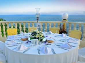 Lara Otel +12 Only Adult