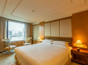 Renaissance Riverside Hotel Saigon