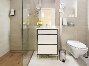 Отель Marquise Hotel