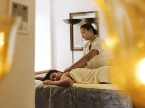 Novotel Mumbai Juhu Beach Hotel