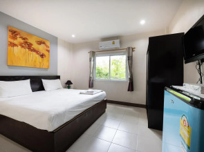 Baan Yuyen Karon Guesthouse