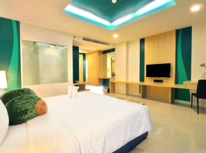 Sleep With Me Hotel design hotel @ patong
