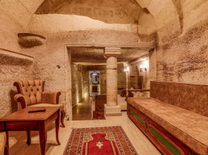 Ada Cave Suites Hotel