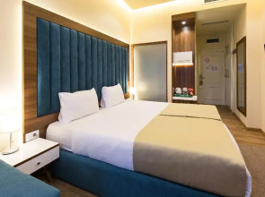 Отель Marquise Hotel