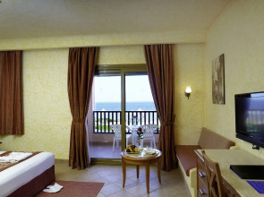 Charmillion Sea Life Resort