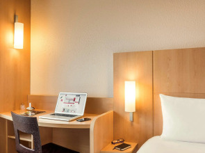 ibis Paris Coeur d'Orly Airport