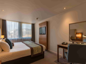 Thistle Trafalgar Square Hotel