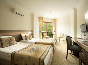 Perre La Mer Hotel Resort & Spa